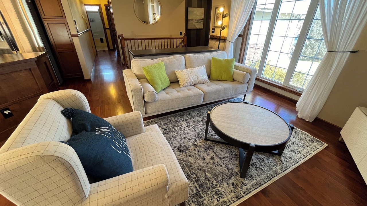 Photo of Livingroom in Kechi