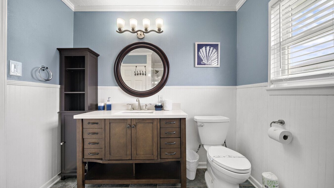 Photo of Bathroom in Bermuda Beach