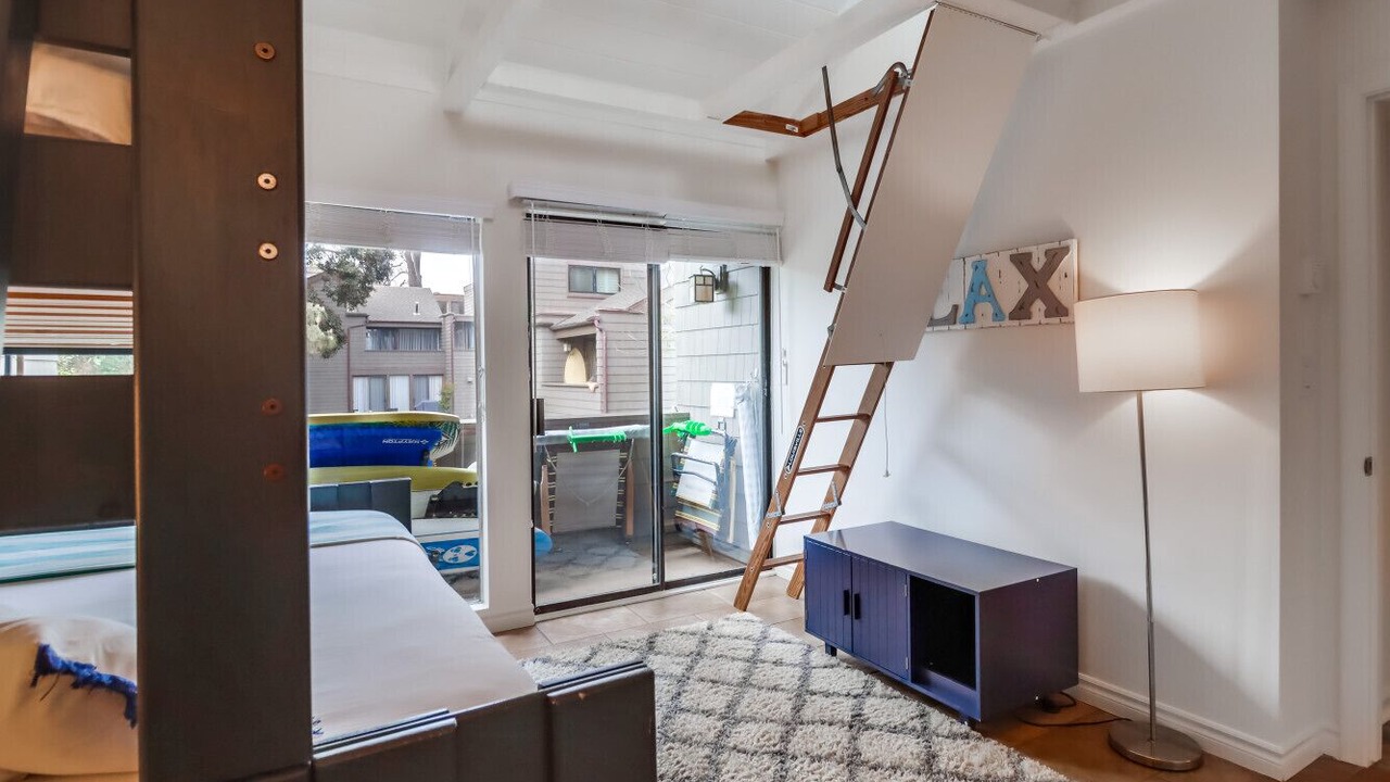 Photo of Bedroom in Solana Beach