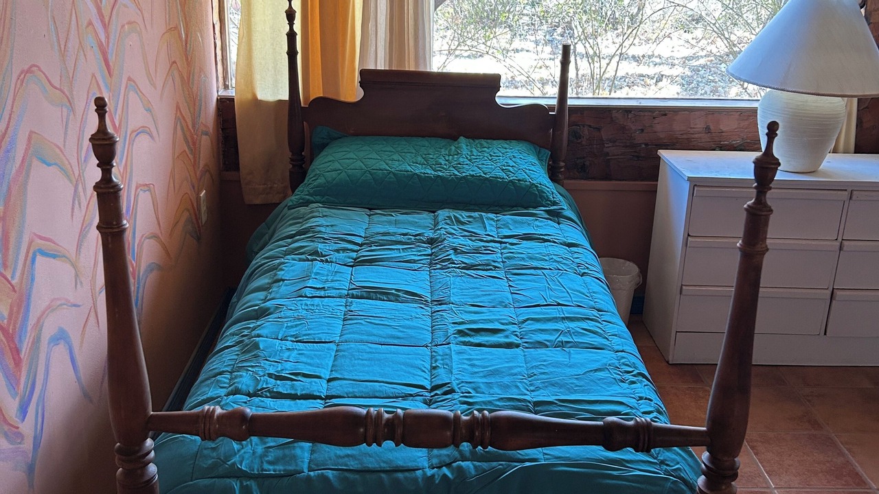 Photo of Bedroom in High Rolls Mountain Park