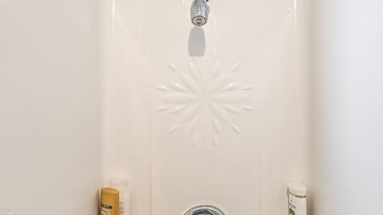 Photo of Bathroom in Val-des-Monts