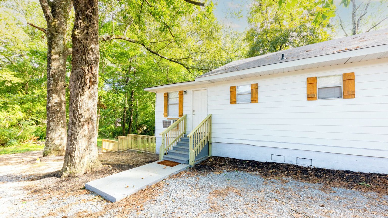 Photo of Outdoor in Benton