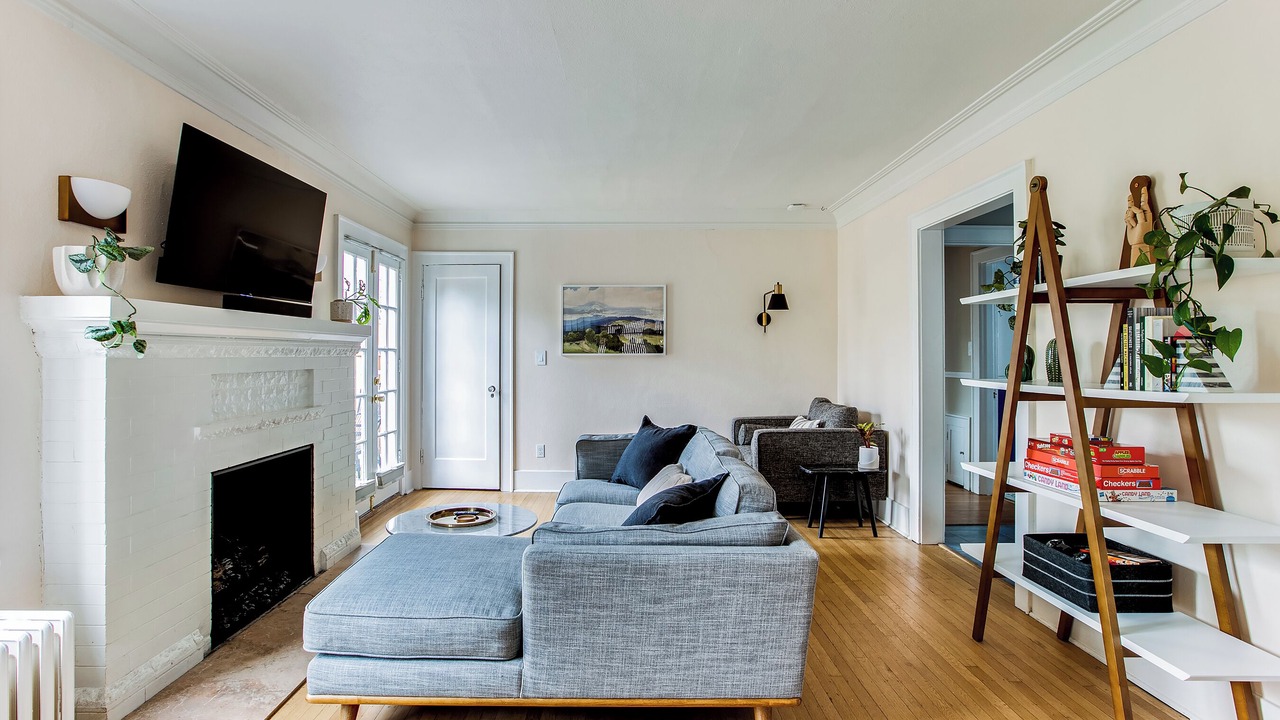 Photo of Livingroom in Seattle