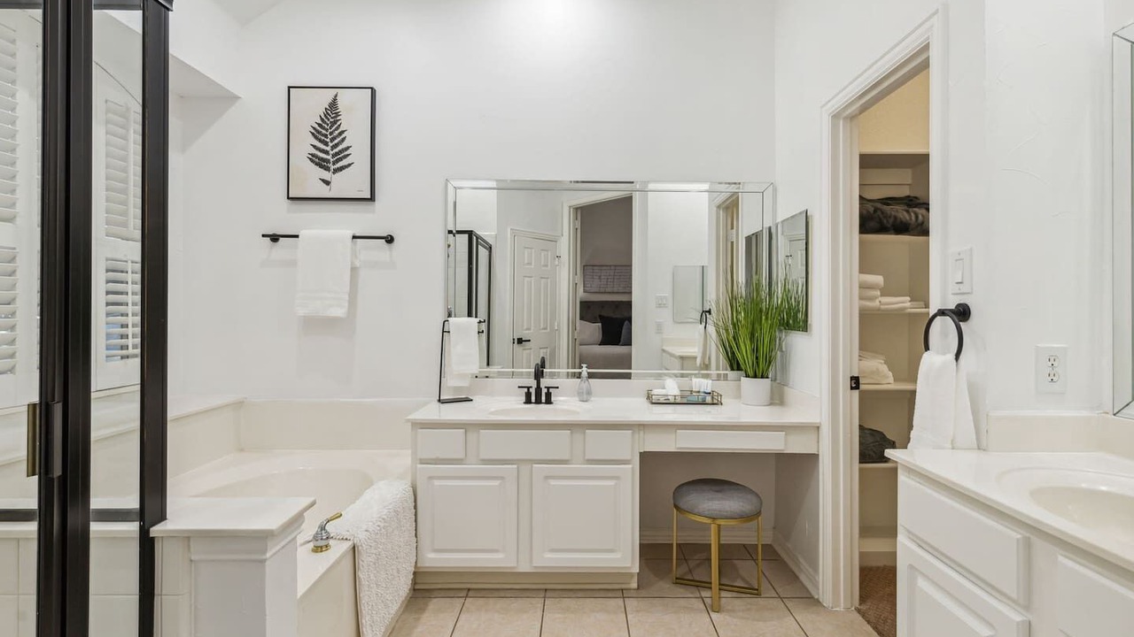 Photo of Bathroom in Richardson