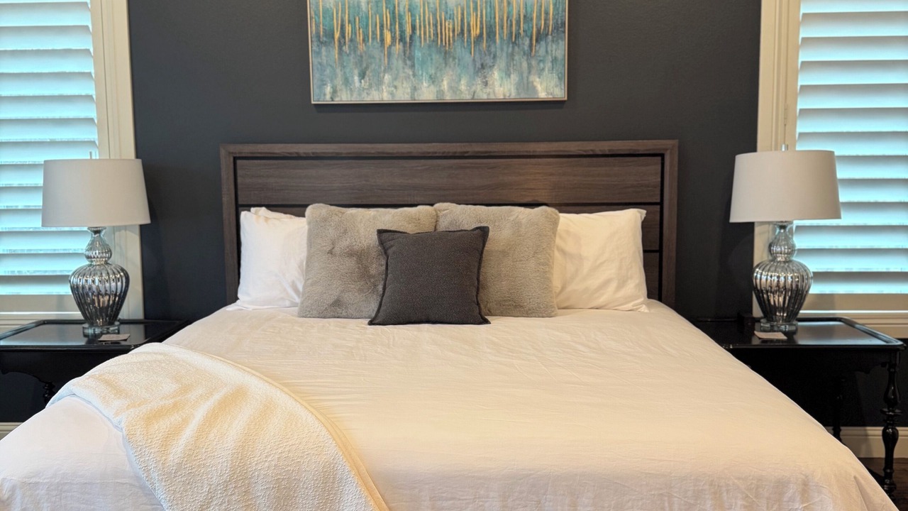 Photo of Bedroom in Oak Point