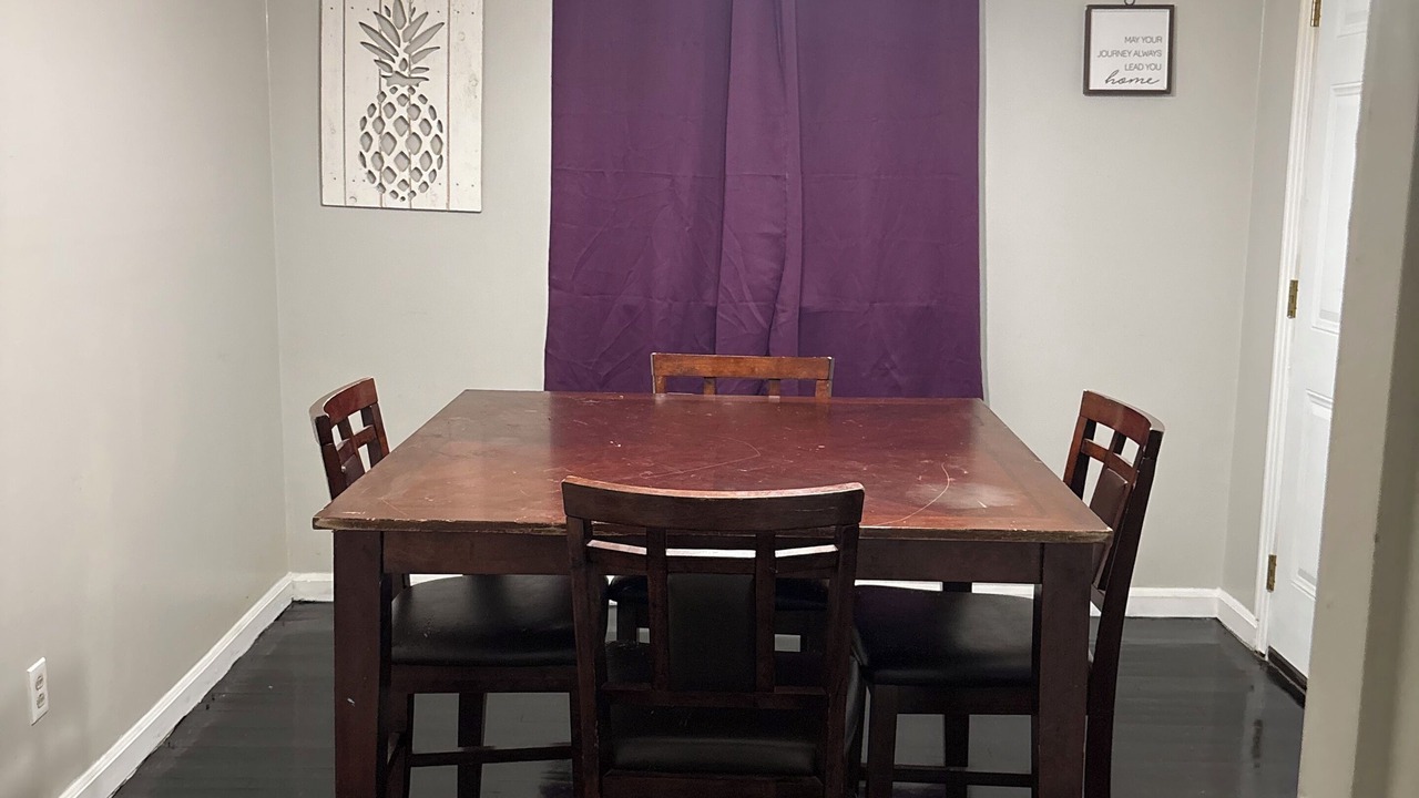 Photo of Livingroom in Coffeeville