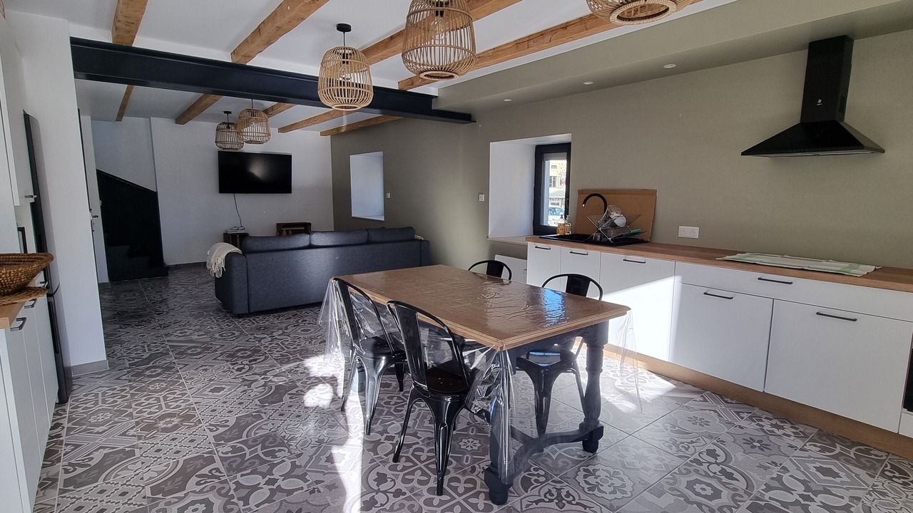 Photo of Kitchen in Issanlas