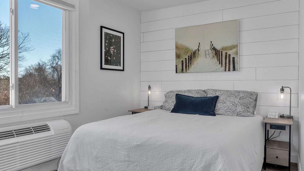 Photo of Bedroom in Ocean Bluff-Brant Rock