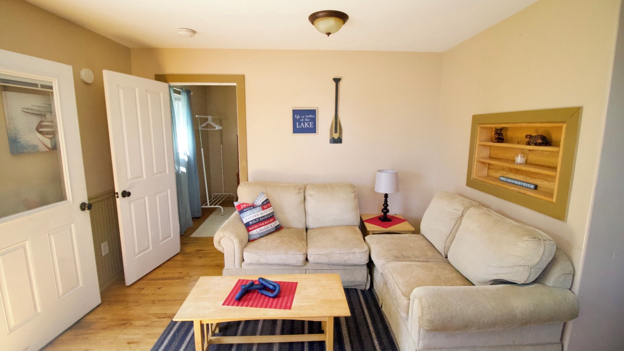 Photo of Livingroom in Munsonville