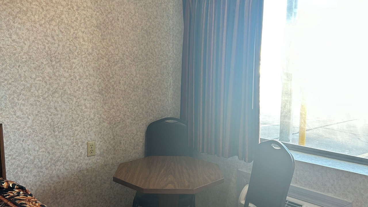 Photo of Bedroom in Duncan