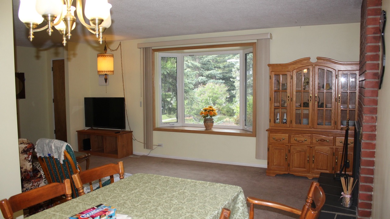 Photo of Others in Brentwood