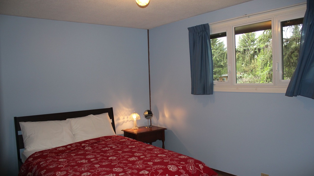 Photo of Bedroom in Brentwood