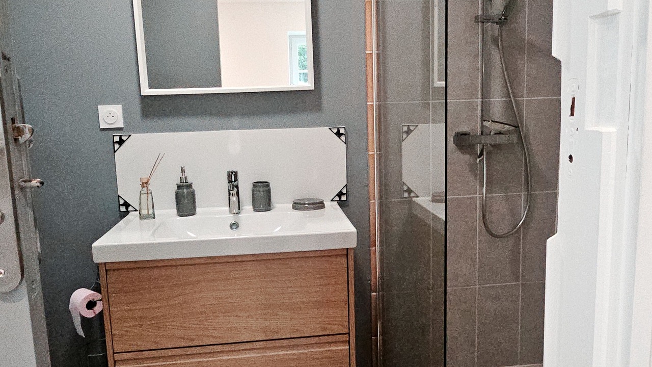 Photo of Bathroom in Mouilleron-Saint-Germain
