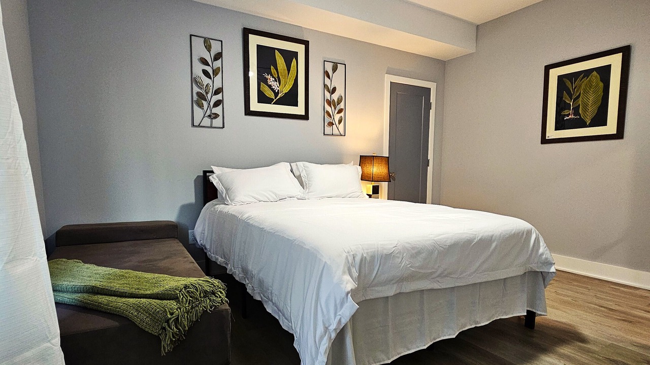 Photo of Bedroom in Home Park