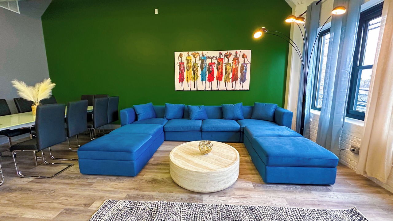 Photo of Livingroom in Prairie District