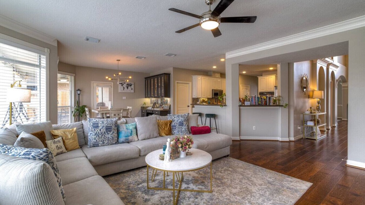 Photo of Livingroom in Windermere Lakes
