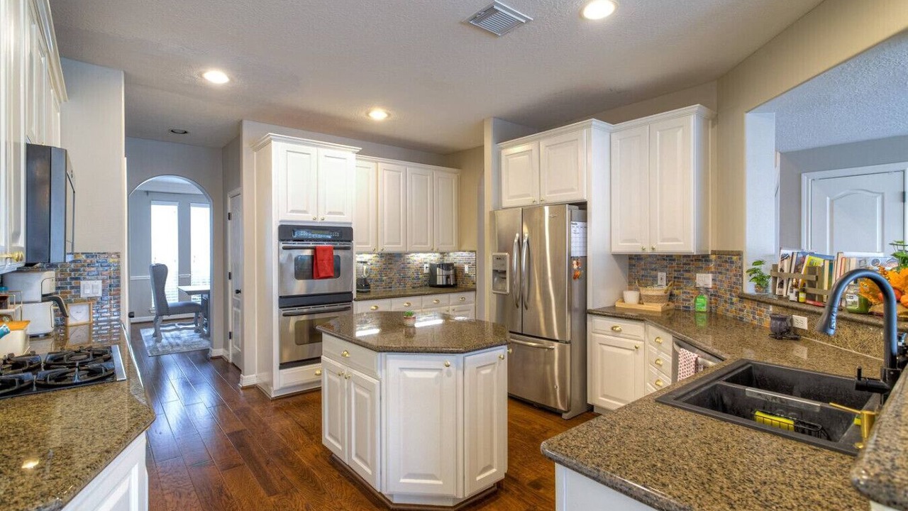 Photo of Kitchen in Windermere Lakes