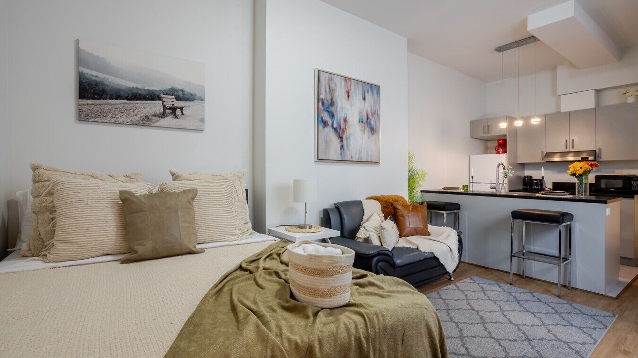Photo of Bedroom in Downtown Montreal