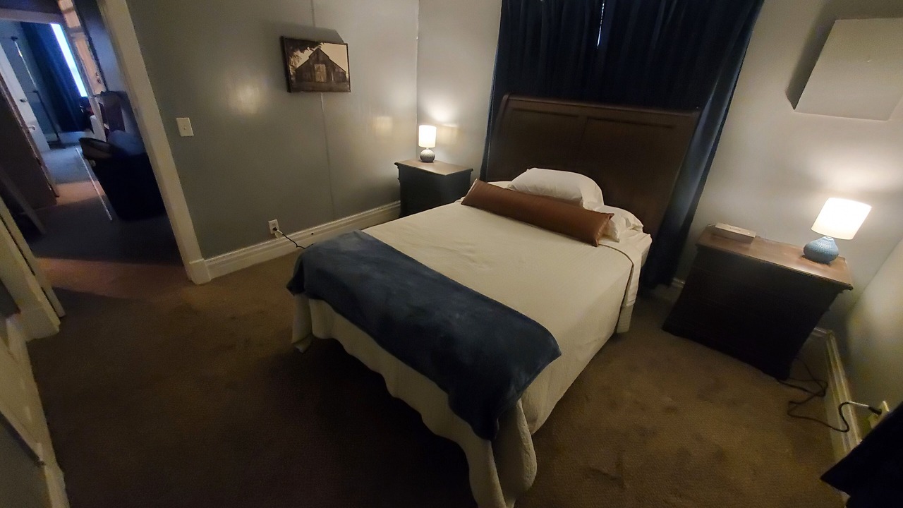 Photo of Bedroom in Iola