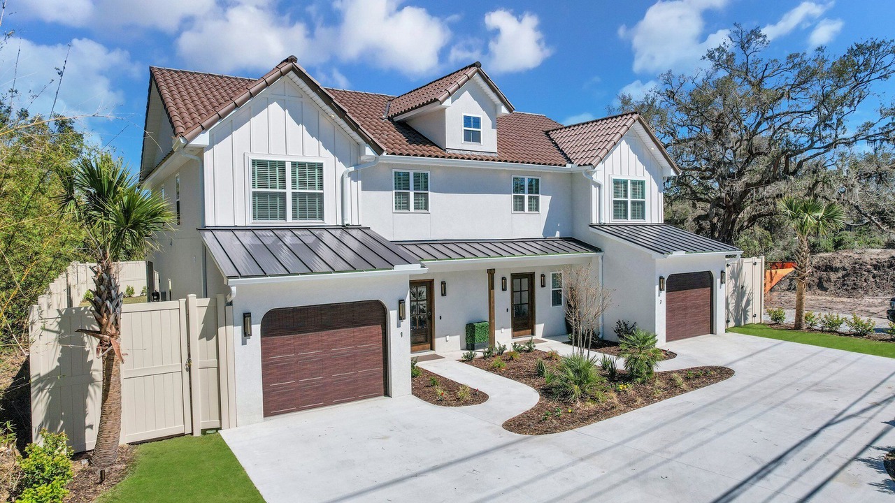 Photo of Others in Saint Simons Heights