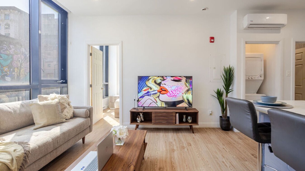 Photo of Livingroom in Downtown Montreal
