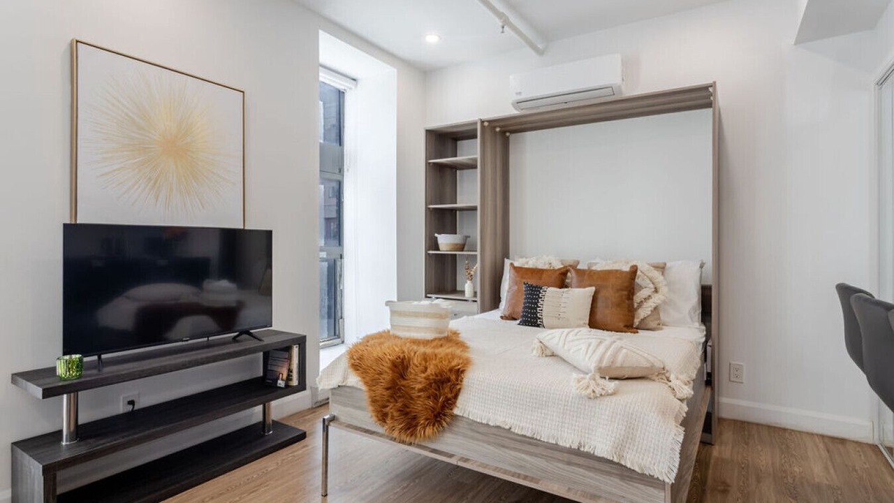 Photo of Bedroom in Downtown Montreal