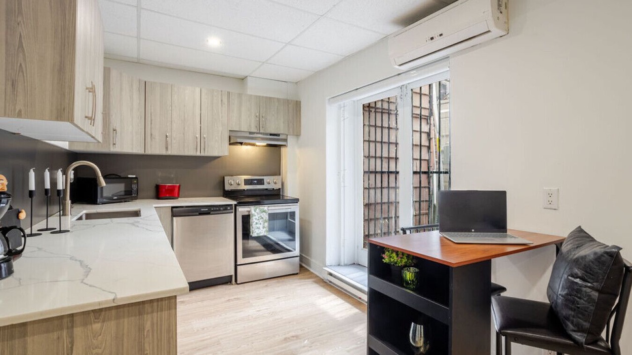 Photo of Kitchen in Downtown Montreal