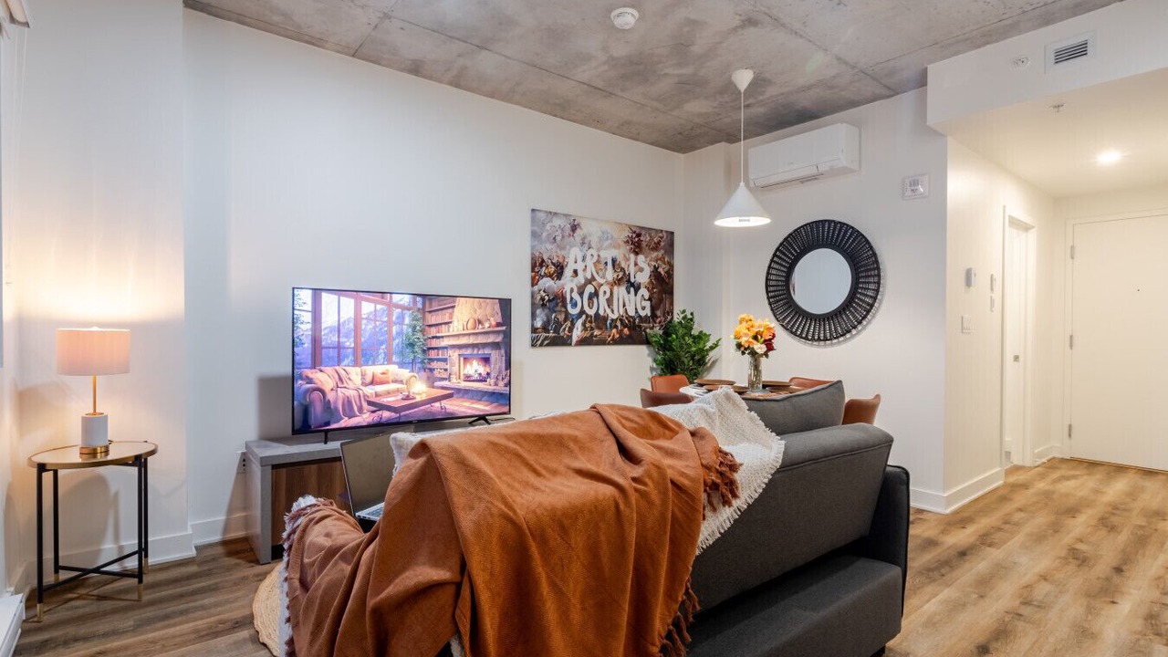 Photo of Livingroom in Shaughnessy Village