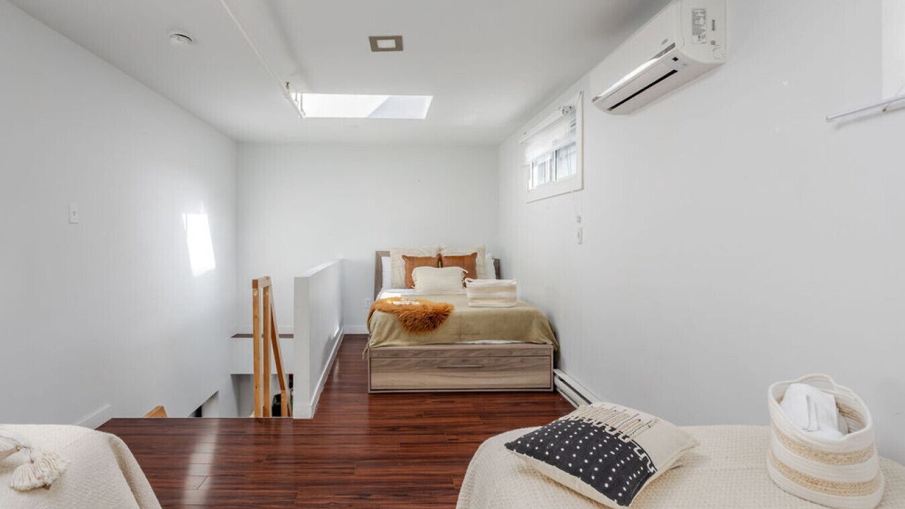 Photo of Bedroom in Downtown Montreal