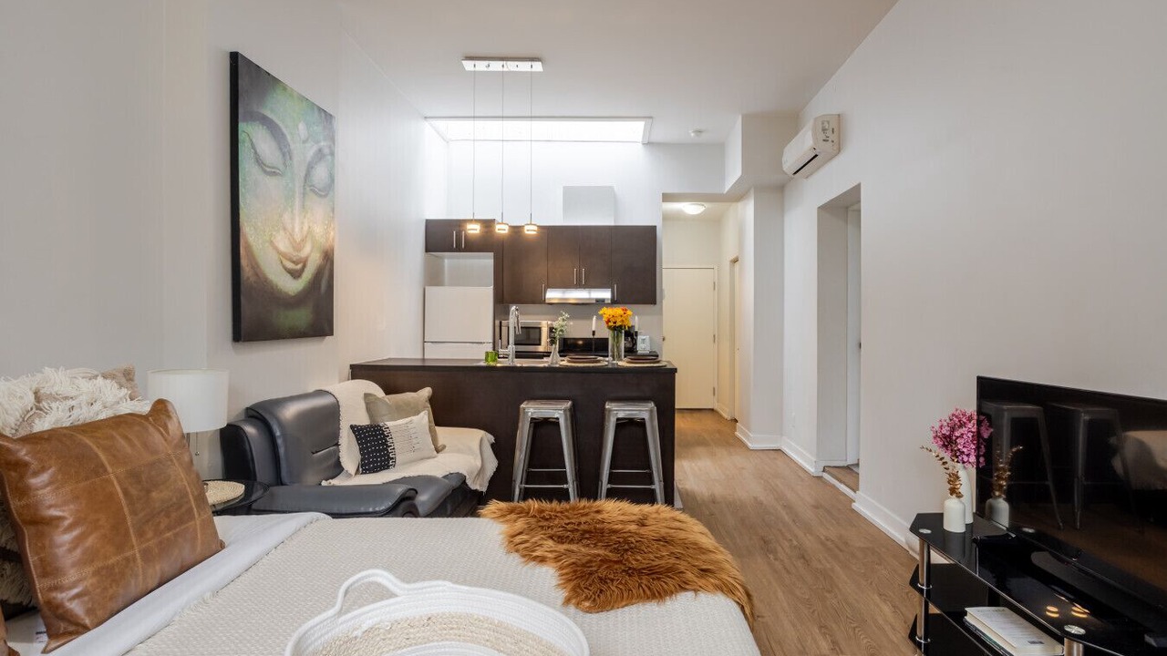 Photo of Livingroom in Downtown Montreal