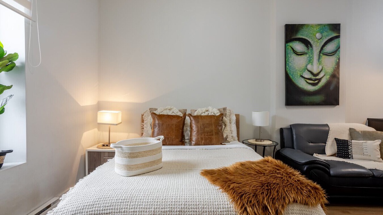 Photo of Bedroom in Downtown Montreal