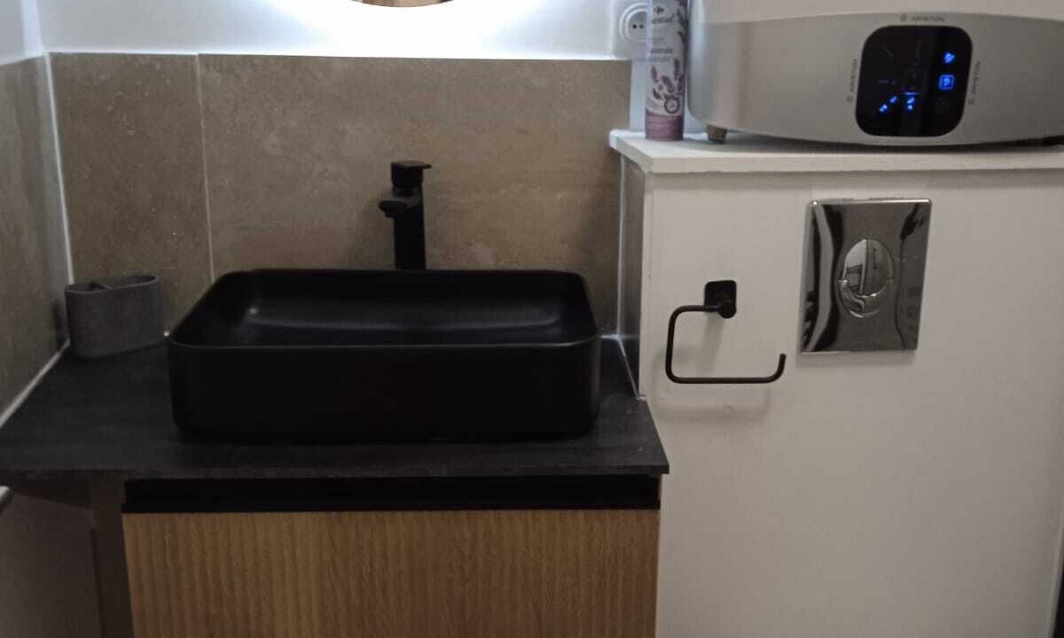 Photo of Bathroom in Quartier de la Porte-Saint-Denis