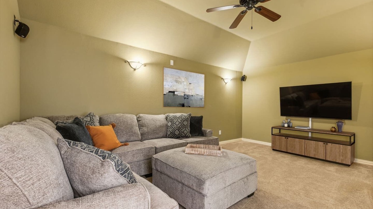 Photo of Livingroom in South Arlington