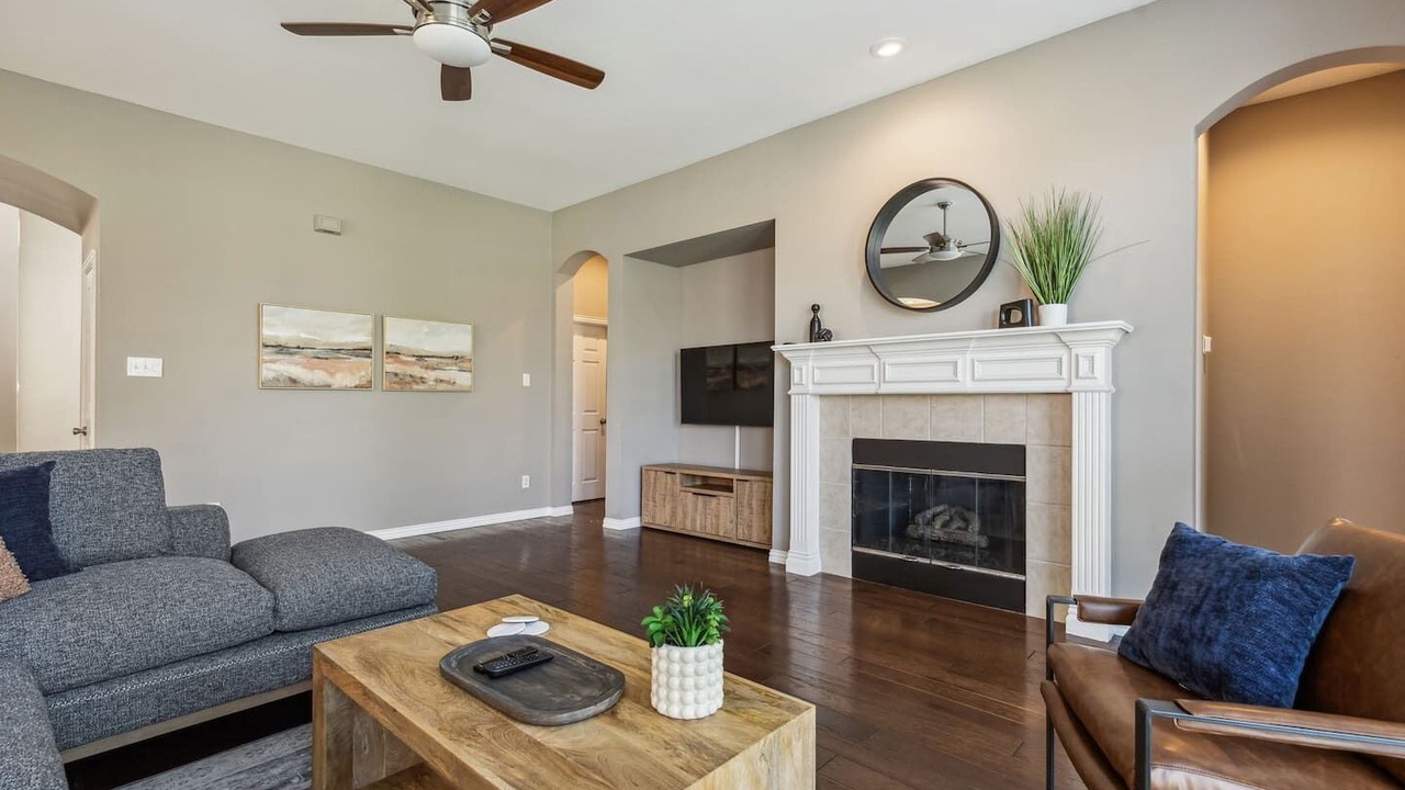 Photo of Livingroom in South Arlington