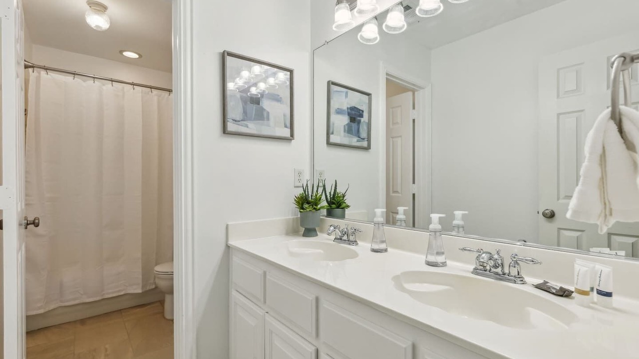 Photo of Bathroom in South Arlington