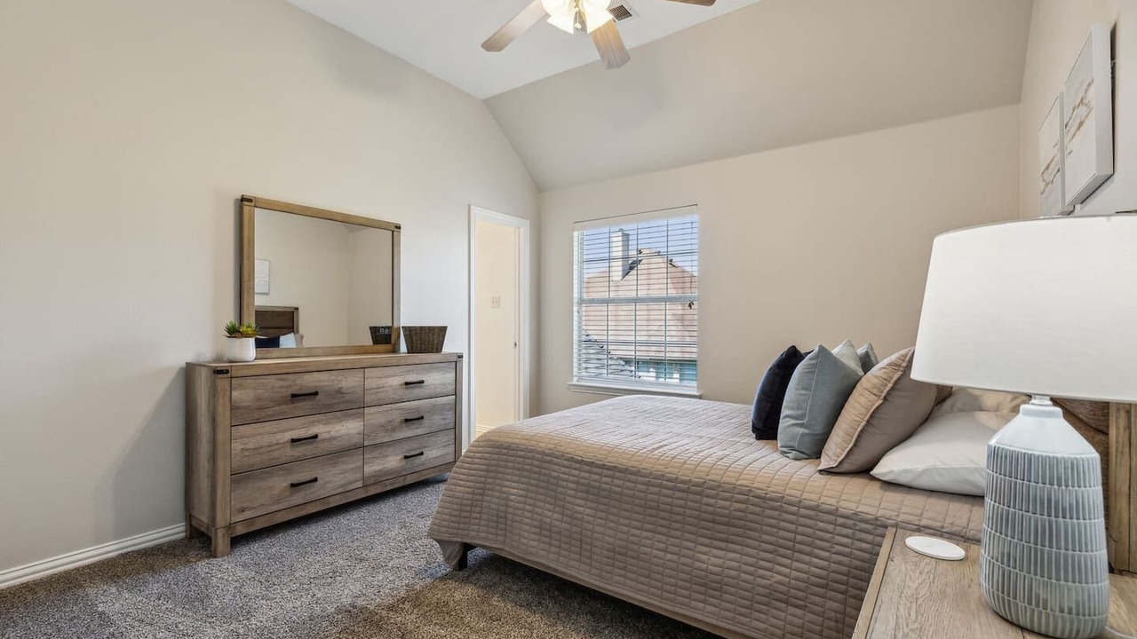 Photo of Bedroom in South Arlington