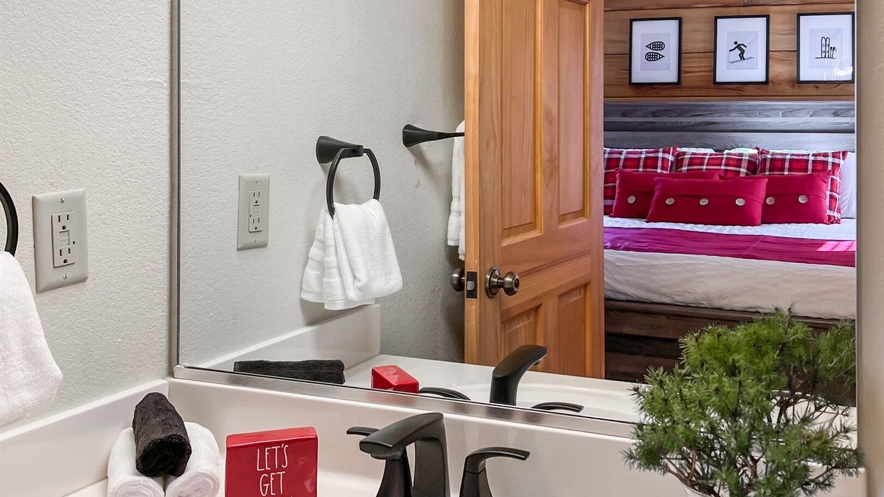 Photo of Bathroom in Wolf Laurel