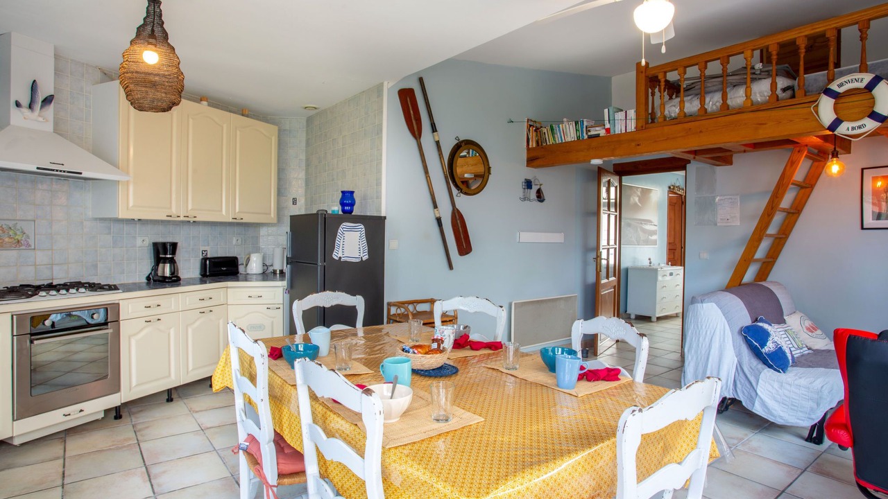 Photo of Bedroom in La Rogere