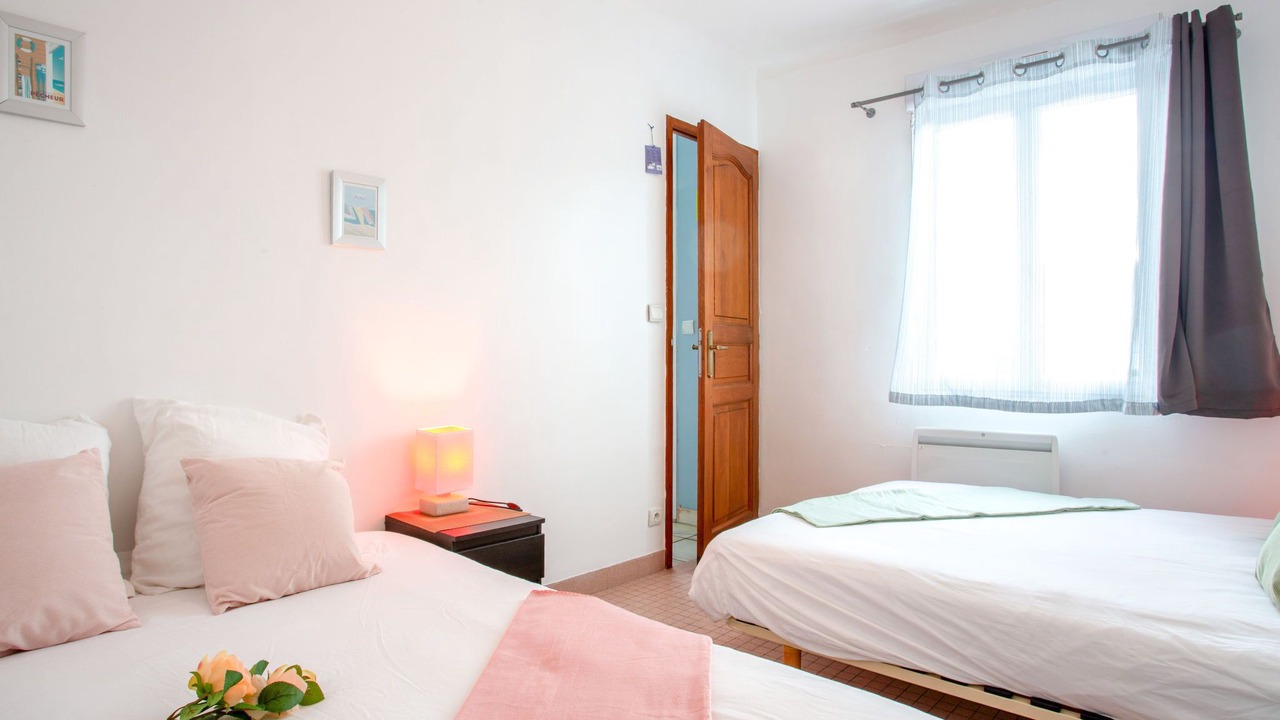 Photo of Others in La Rogere