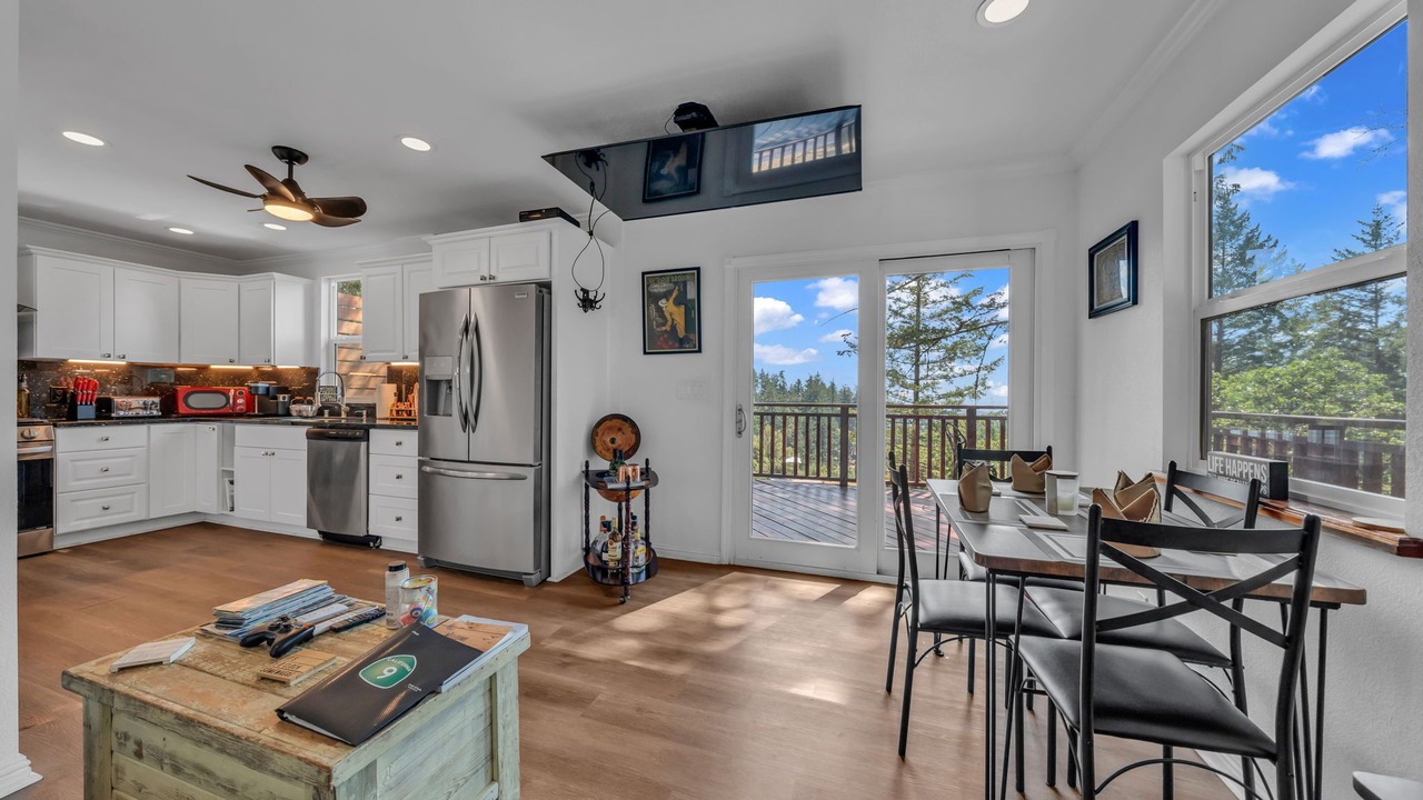 Photo of Bedroom in Los Gatos