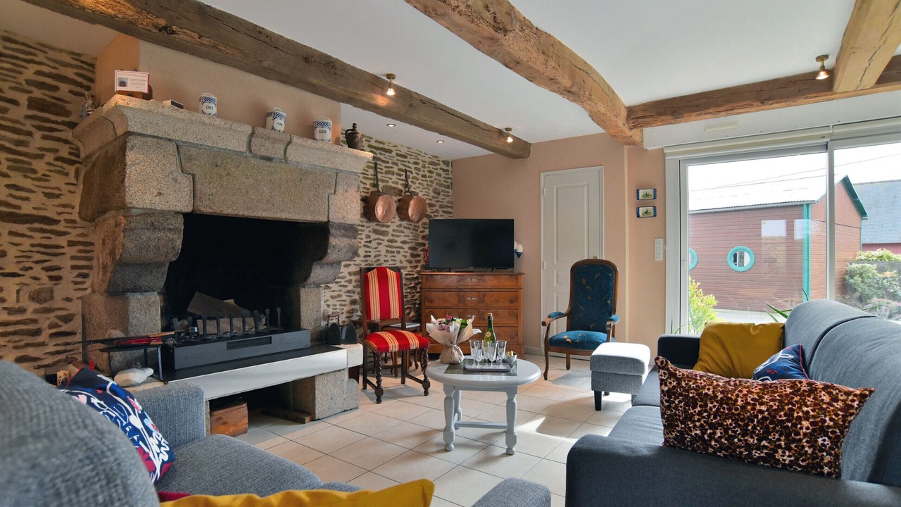 Photo of Livingroom in Saint-Meloir-des-Ondes
