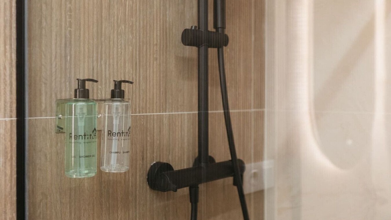 Photo of Bathroom in Patraix