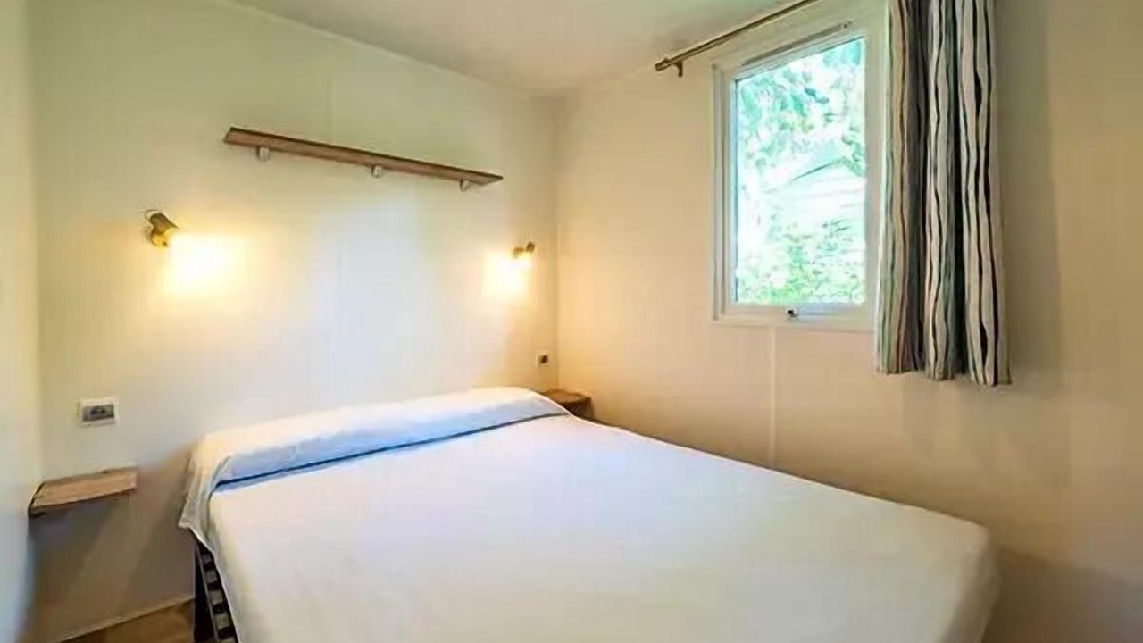 Photo of Bedroom in Angles