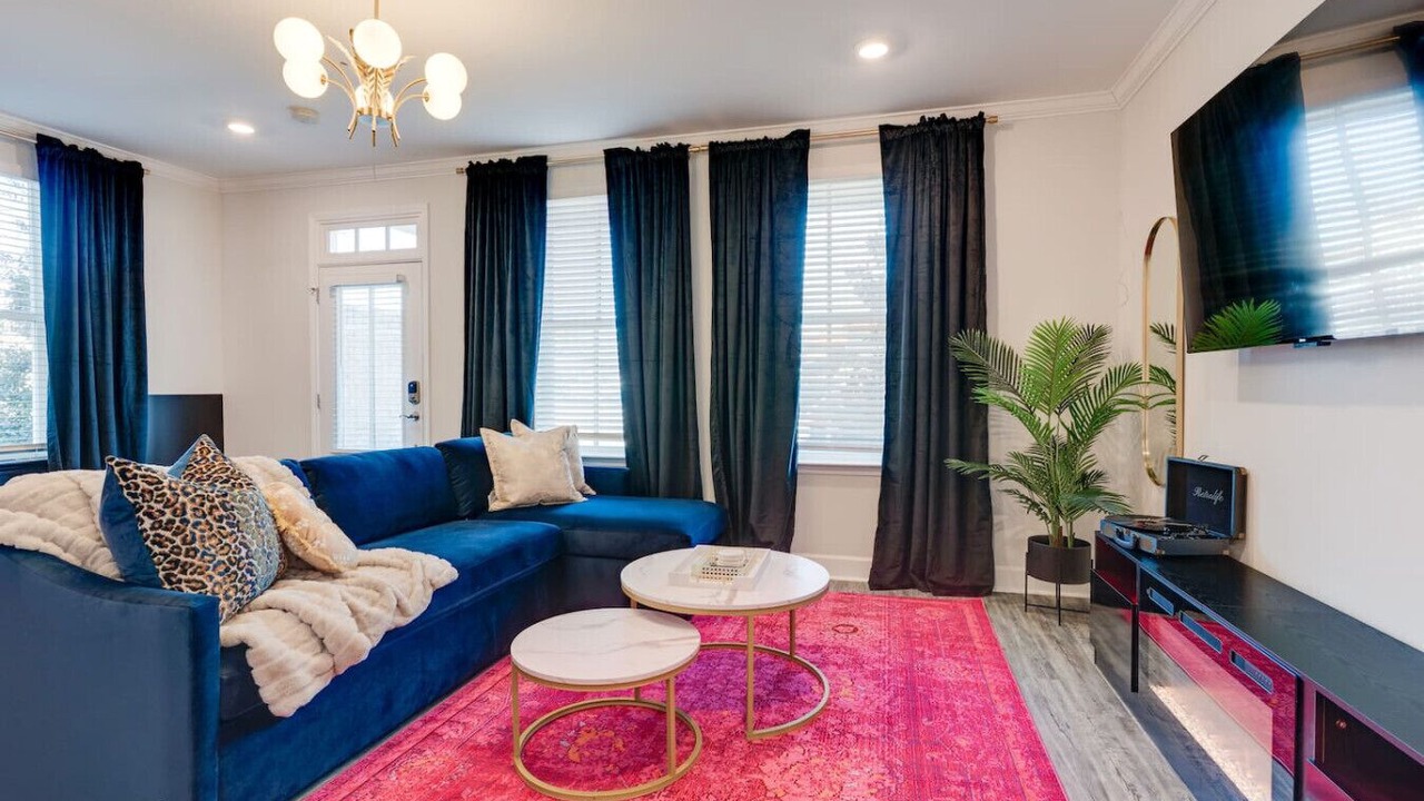 Photo of Livingroom in The Nations