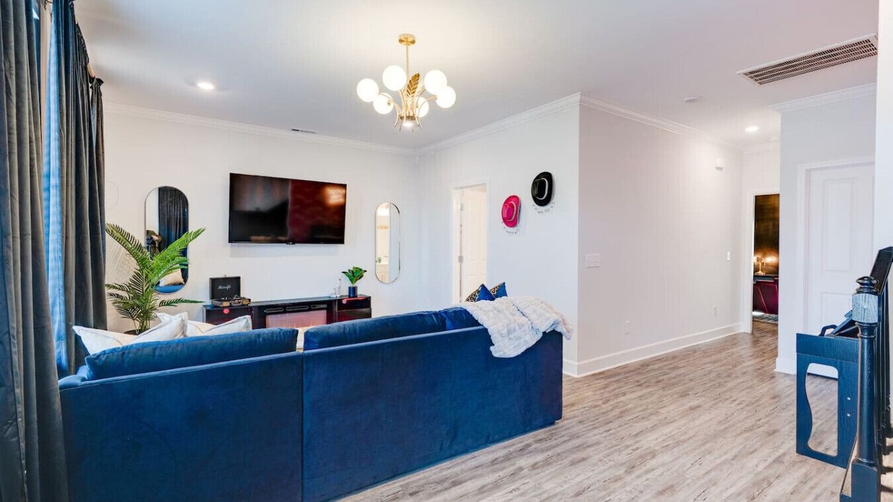 Photo of Livingroom in The Nations