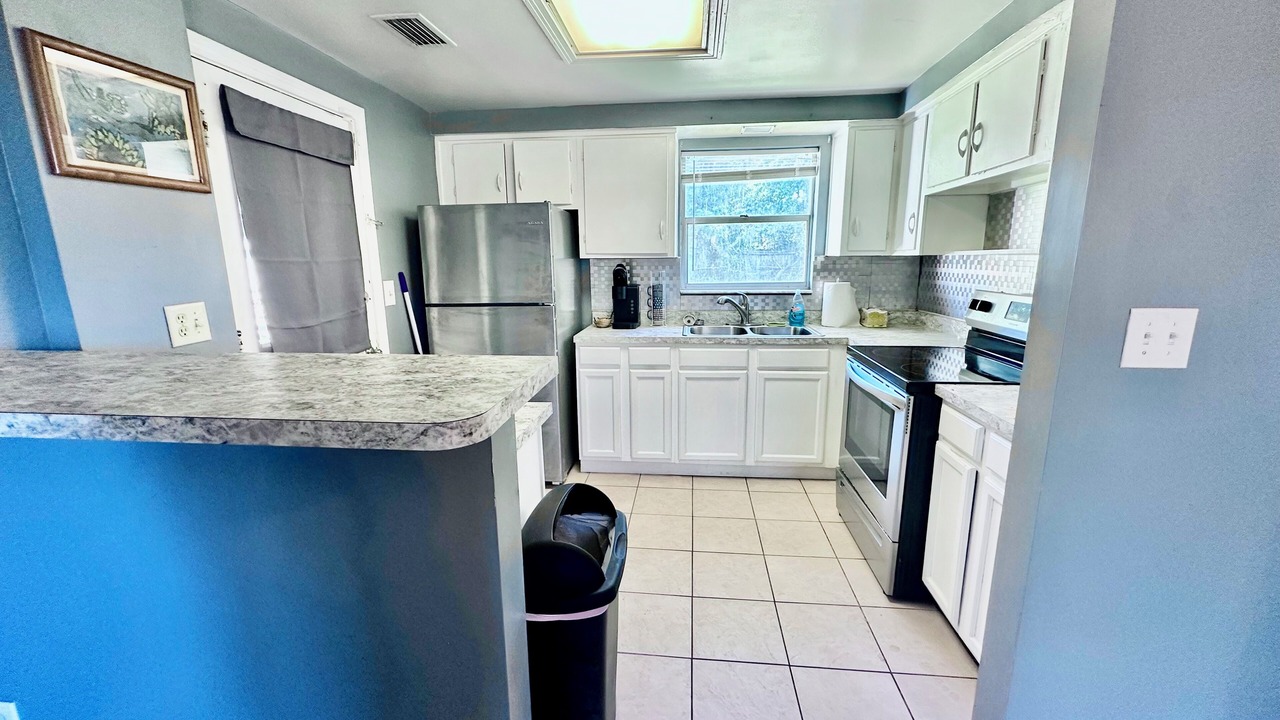 Photo of Kitchen in Lakeshore South