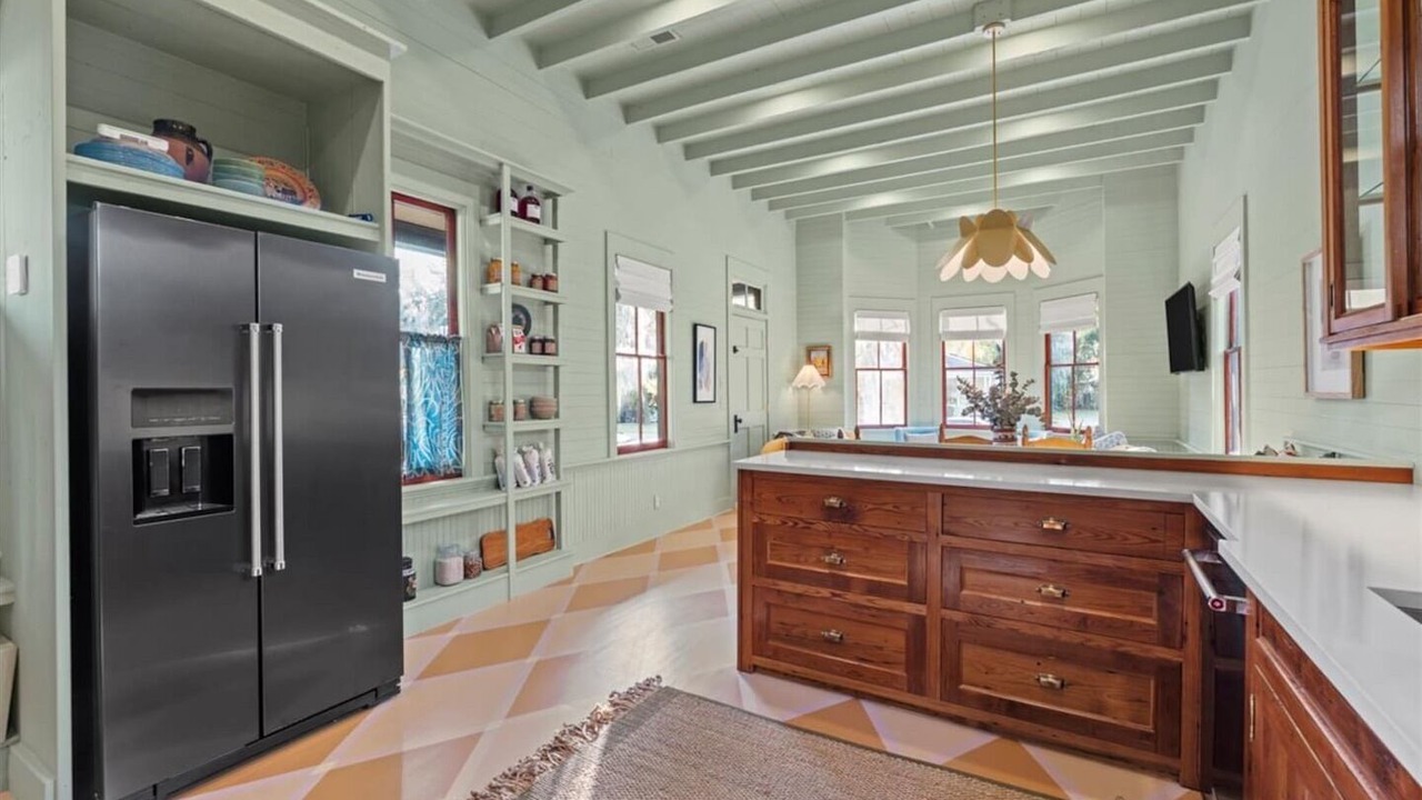 Photo of Kitchen in Northwest Quadrant