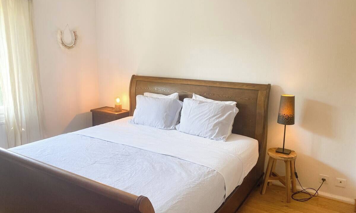 Photo of Bedroom in Mies