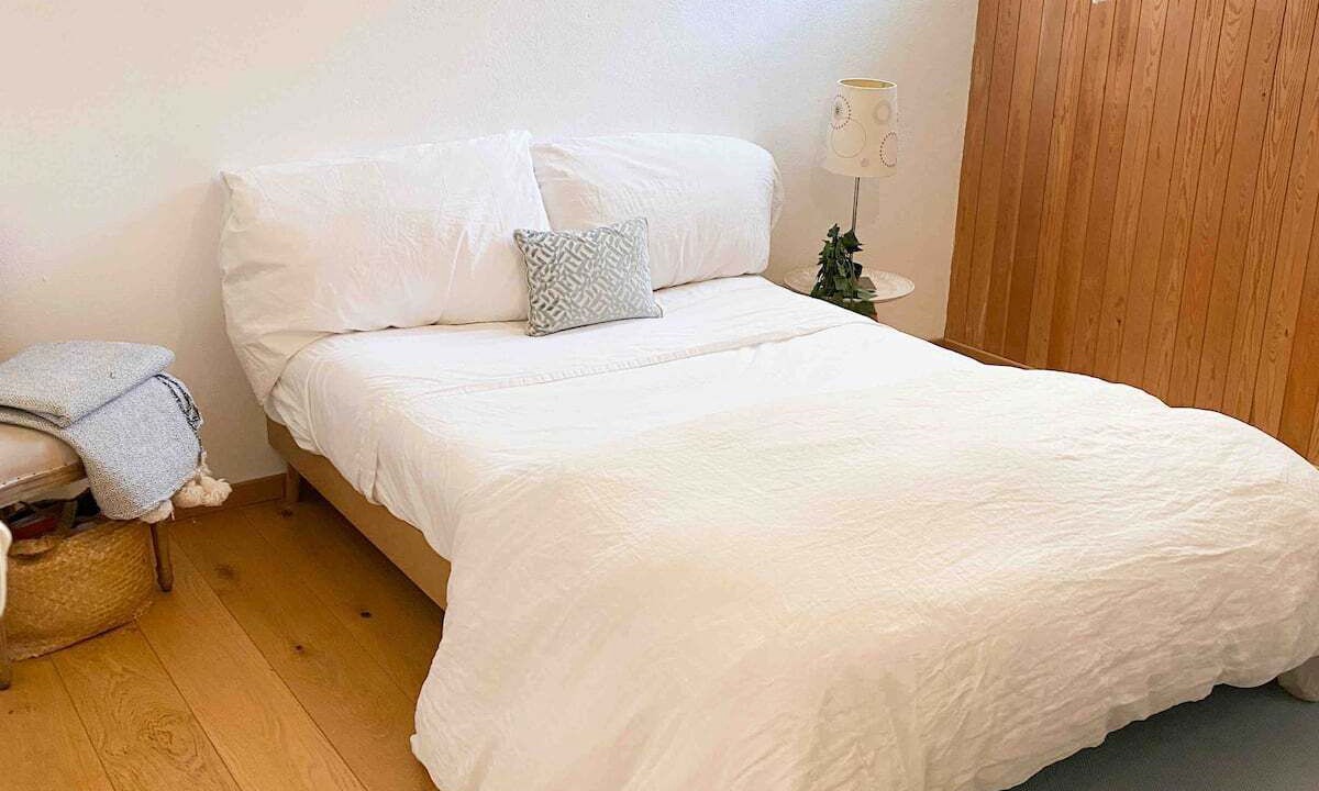 Photo of Bedroom in Mies