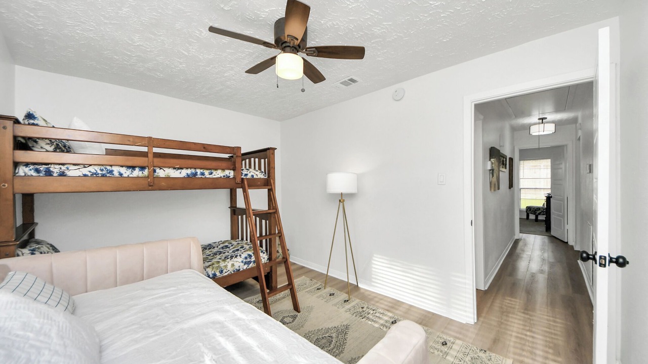 Photo of Bedroom in Barker